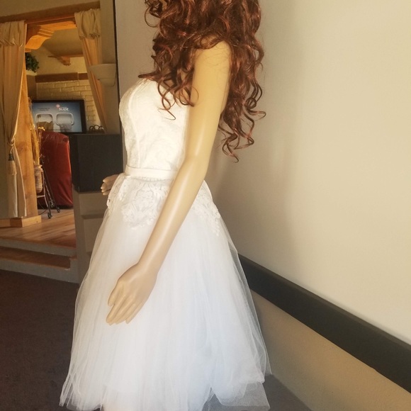 Wedding/Formal Dress🌺 - Picture 4 of 5